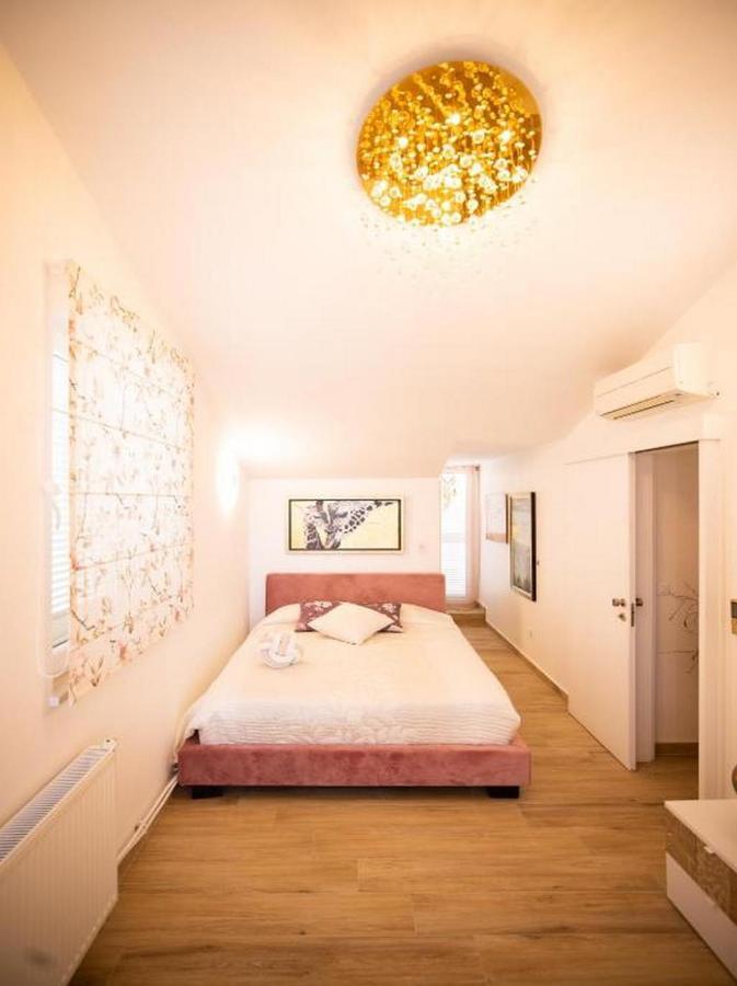 Ferienwohnung Tirkizni Val Zadar Exterior foto