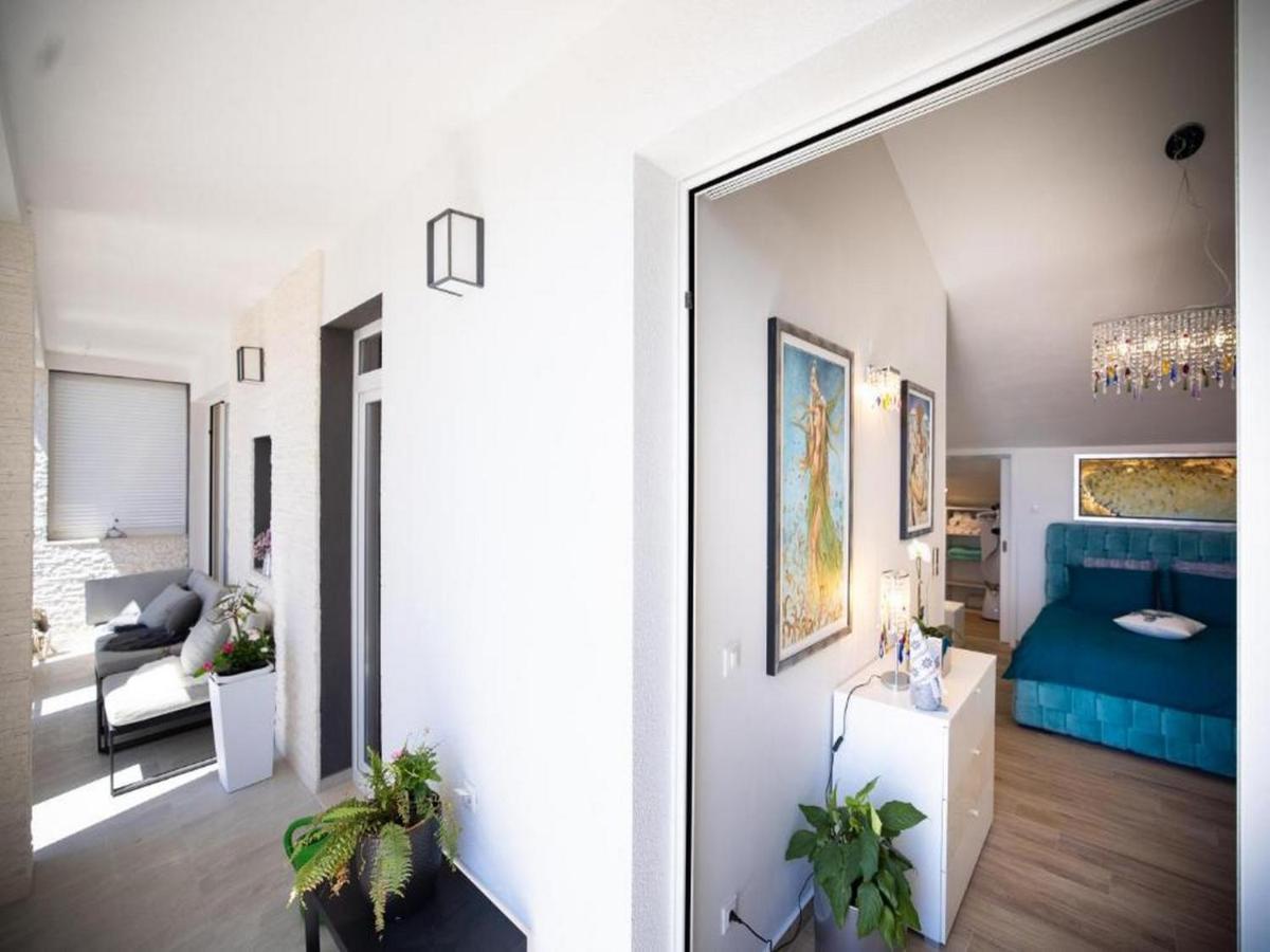 Ferienwohnung Tirkizni Val Zadar Exterior foto